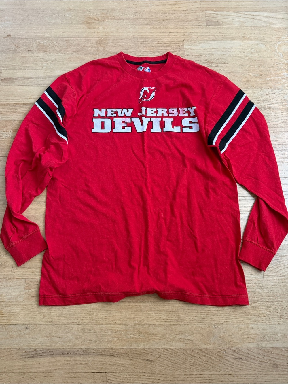 Majestic Red New Jersey Devils Long-Sleeve Tee with Black & White Sleeve Stripes